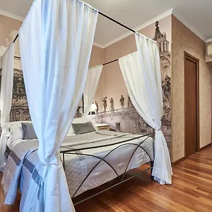 https://bb-le-suite-di-via-catone.it-romehotels.com