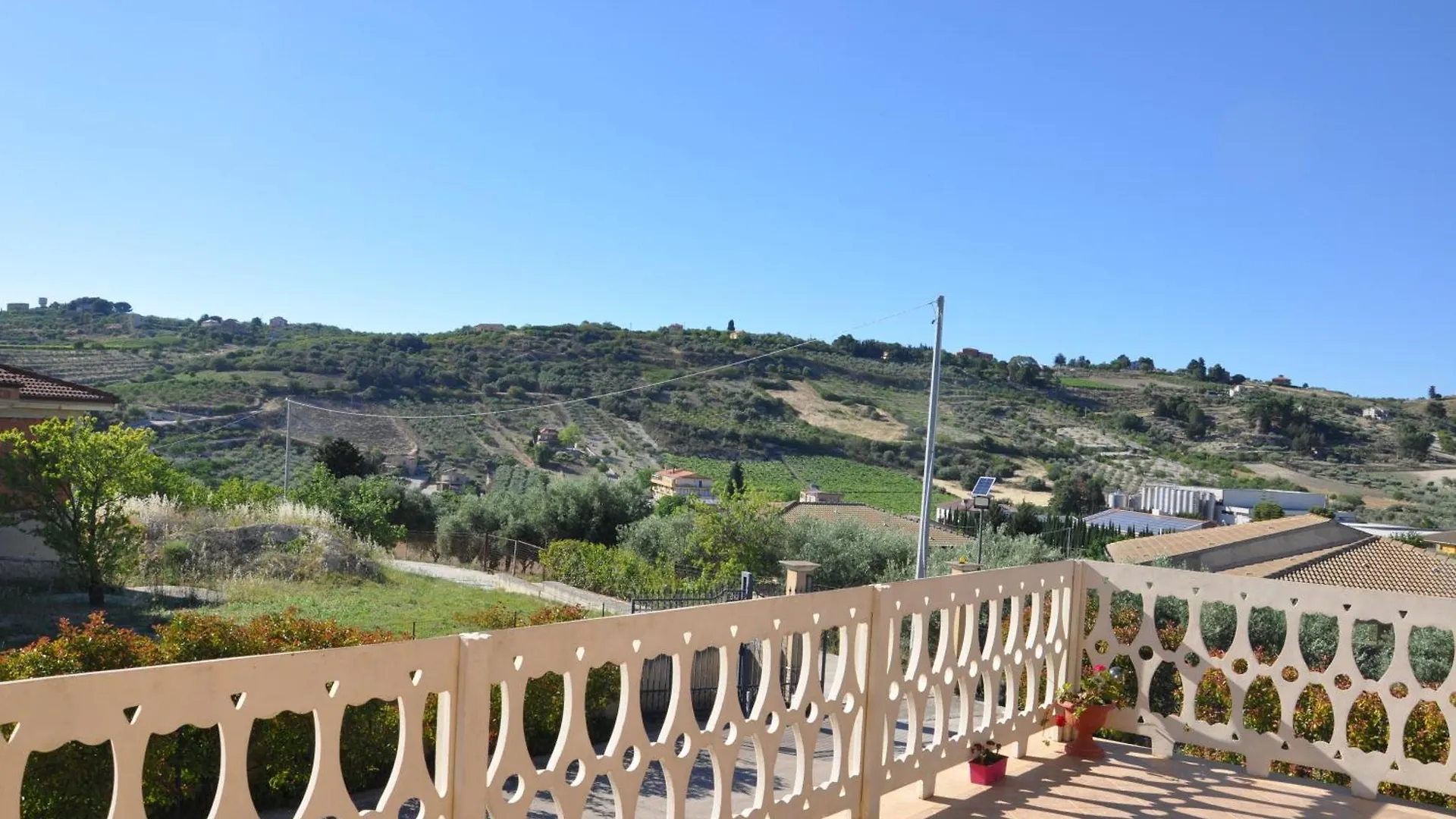 B&B La Terrazza Degli Scrittori Racalmuto 0*,
